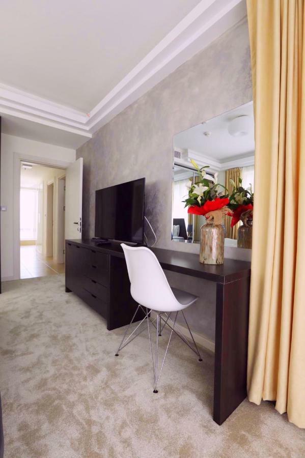 33rd floor luxury apartment spa&fitness Skopje Extérieur photo